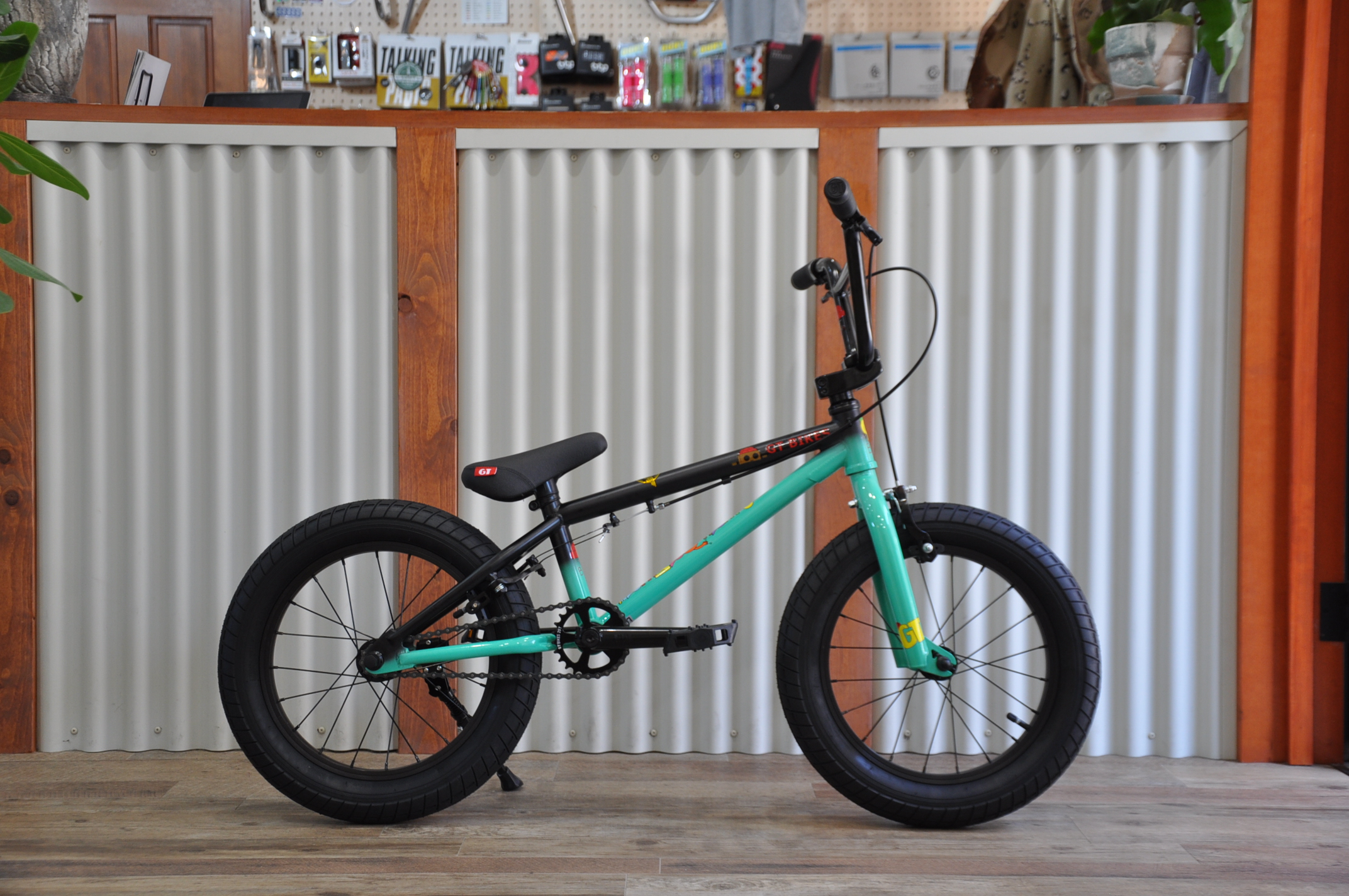 GT BMX 16インチ 子供用 BMX キッズ GT PERFORMER 16 KIDS BMX 〜100cmくらいから乗れるキッズBMX〜 | enid