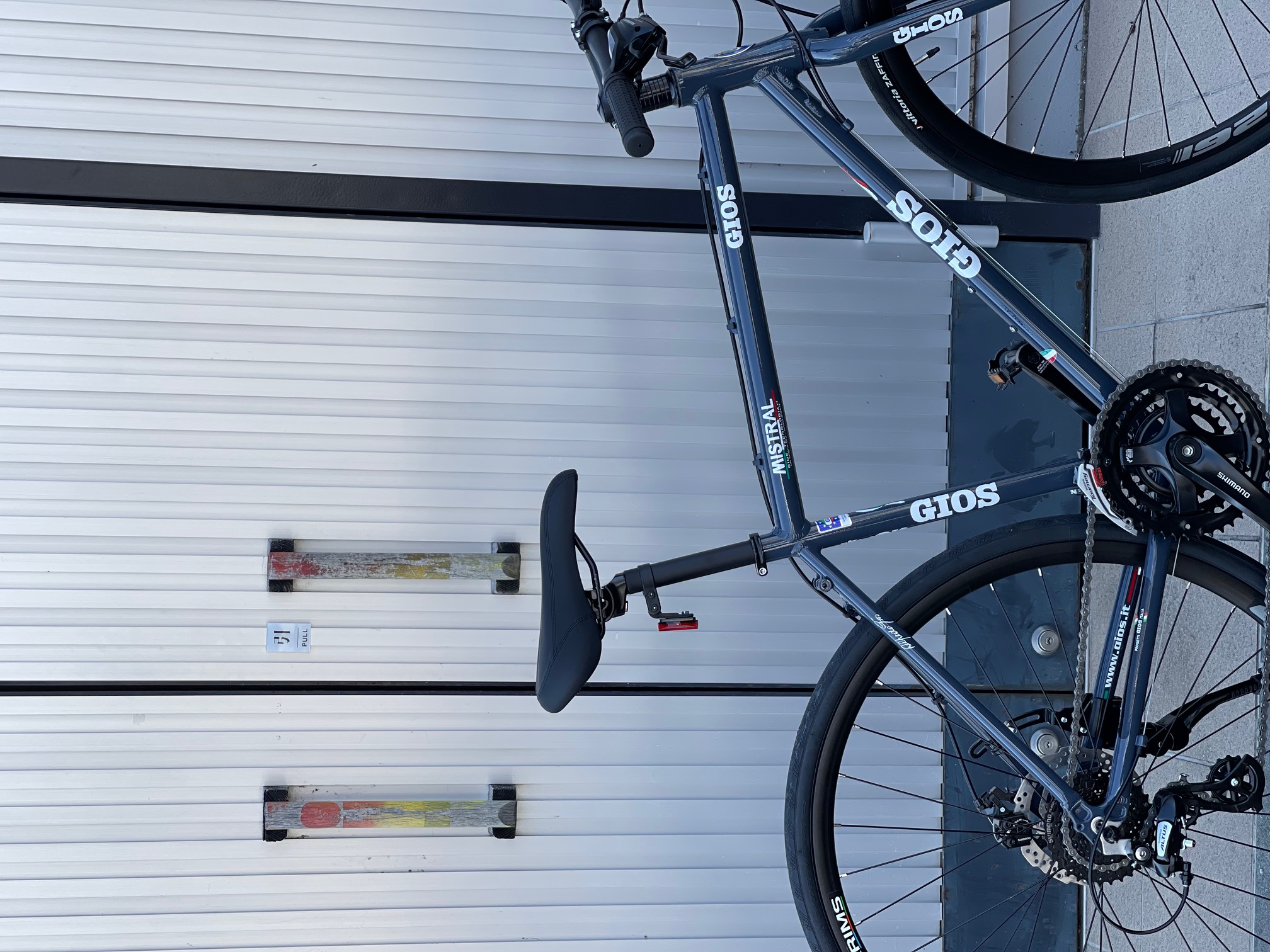 クロスバイク 2024 GIOS MISTRAL DISC MECHANICAL BLACK 480サイズ