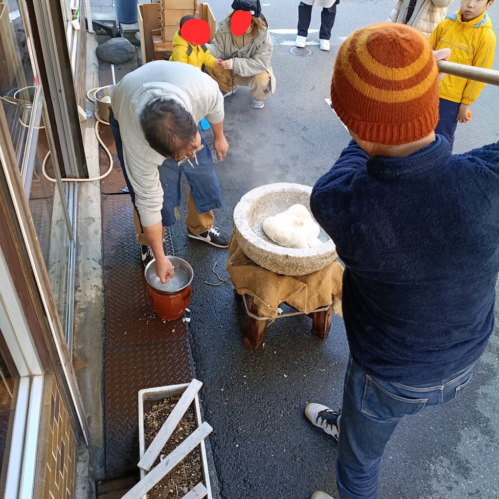 餅つき