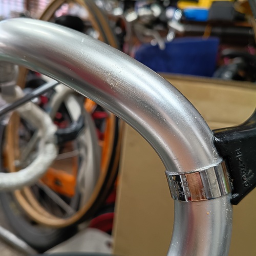 physics　vs　chemistry