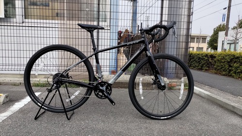 冒険が待っている　FELT　BROAM60