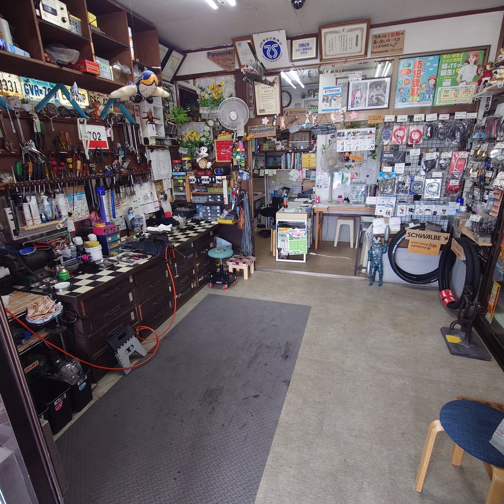 北海道の自転車店 有限会社 酒井自転車商会のショップ外観５