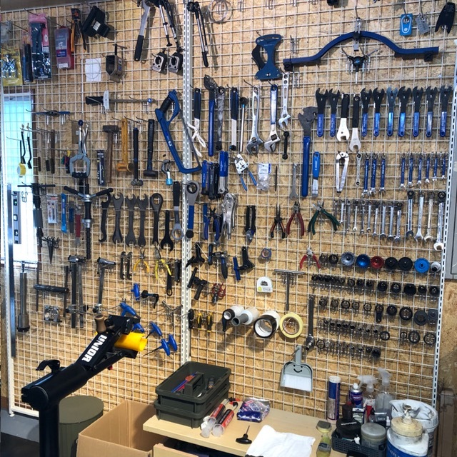 沖縄県の自転車店 neosのショップ外観５